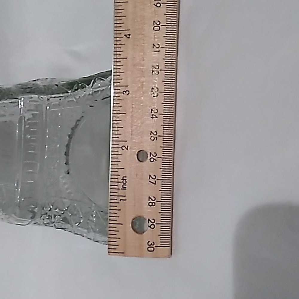 Vintage Clear Glass Eiffel Tower Vase/Bottle - Picture 6 of 8
